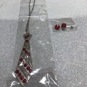 Necklace and earrings combo
